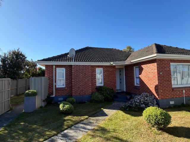 House for rent in Chaslands, Canterbury