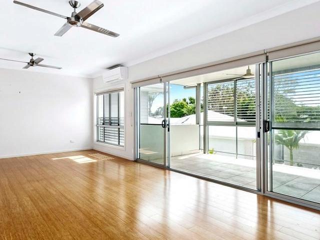 Townhouse for rent in Great Sandy Strait, Queensland