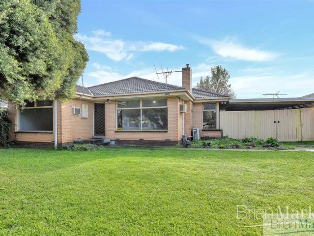 House for sale in Mossfiel, Melbourne