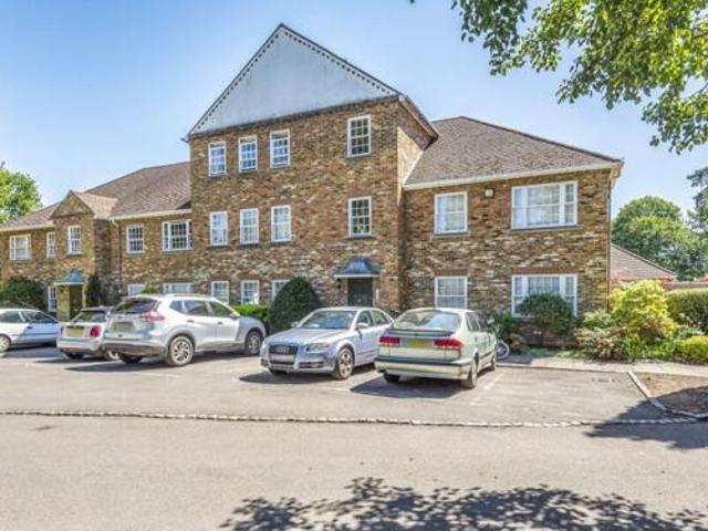 House for sale in Shortheath, Waverley