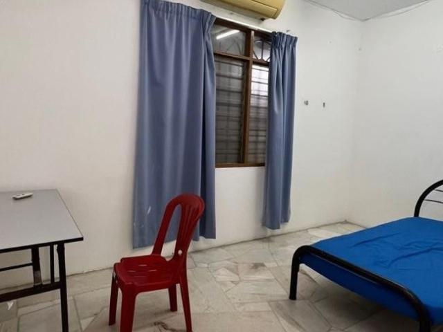 Room for rent in Petaling, Damansara Damai