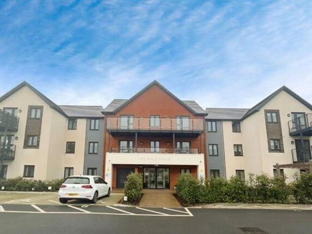 House for sale in Hounsome Fields, Priest Down