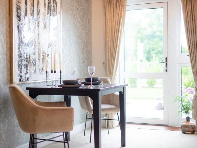 Apartment for rent in Hounsome Fields, Priest Down