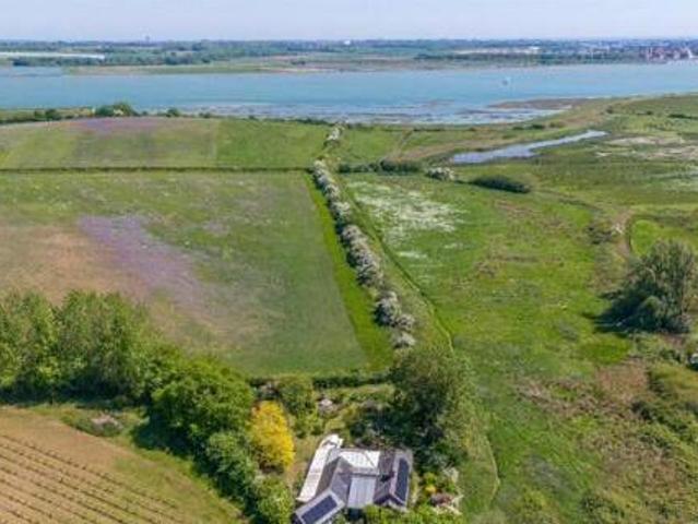 House for sale in Key Street, Suffolk