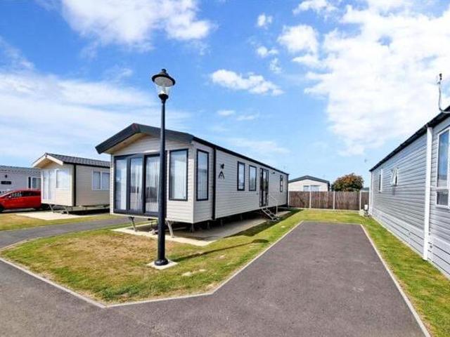 House for sale in Acol, Kent