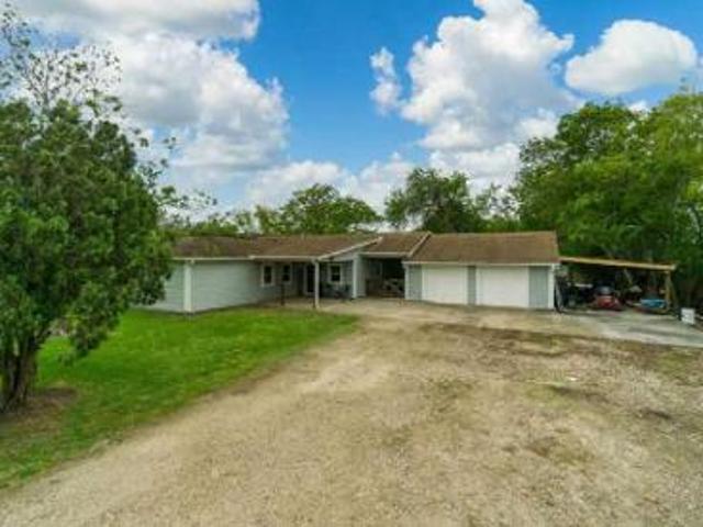 House for sale in Santa Fe, Texas