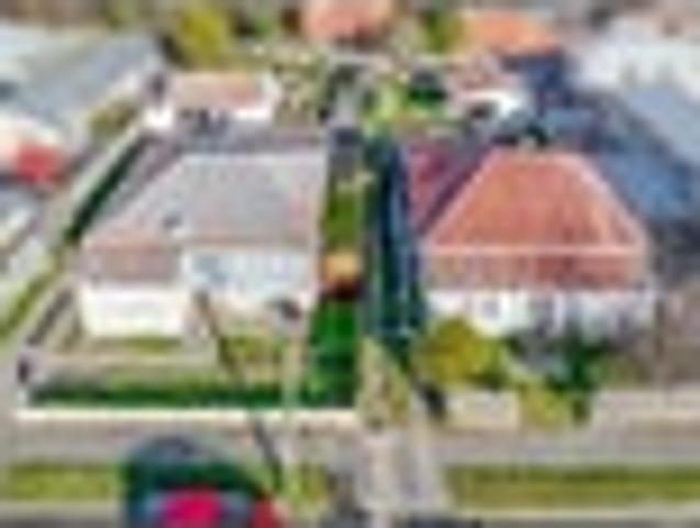Land for sale in Heathcote, Canterbury