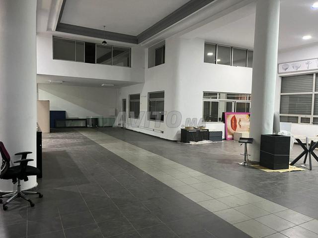 Local commercial vente à Anfa, Gharb-Chrarda-Beni Hssen