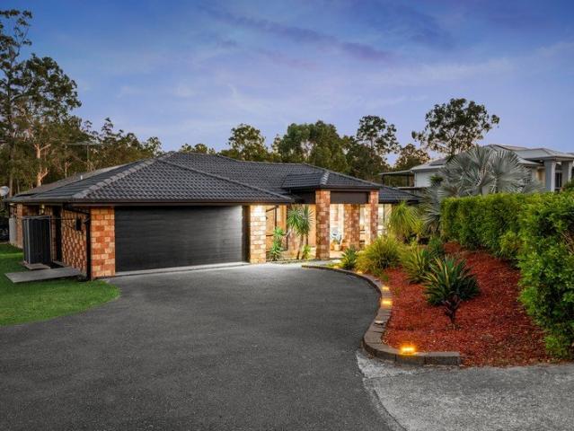Cottage for sale in Toombul, Queensland