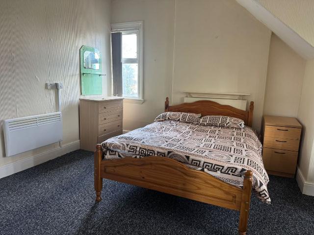 Room for rent in Wake Green, Birmingham