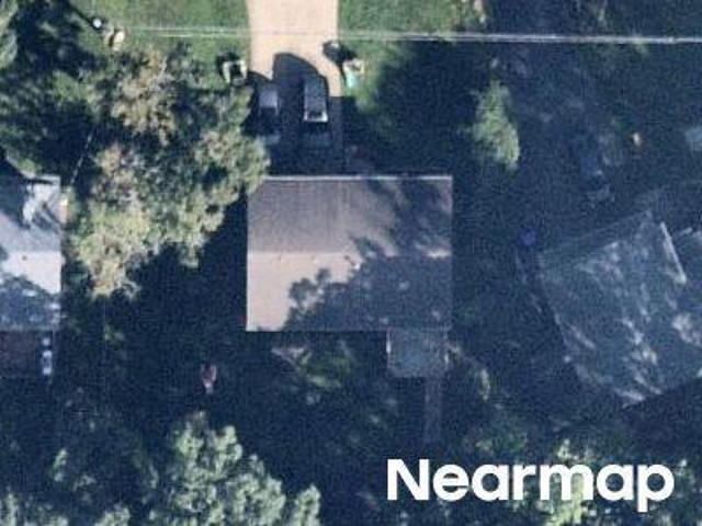 House for sale in Mchenry, Illinois