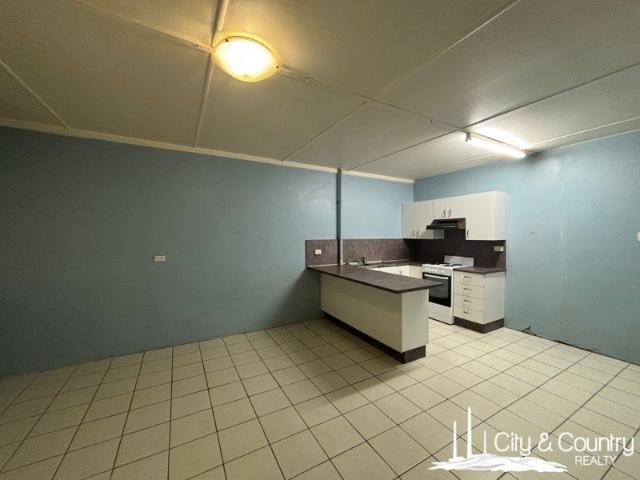 Flat for sale in Mount Isa, Queensland