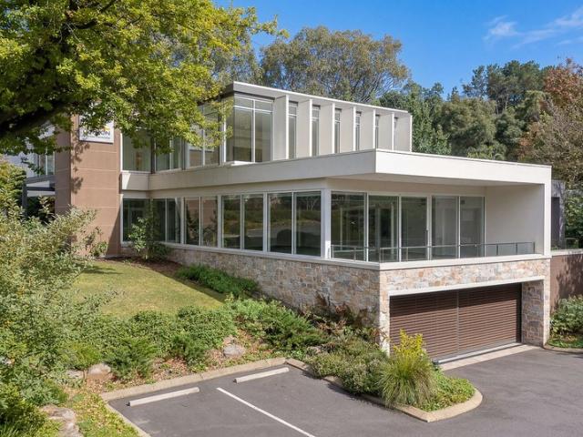 Office for rent in Stirling, South Australia
