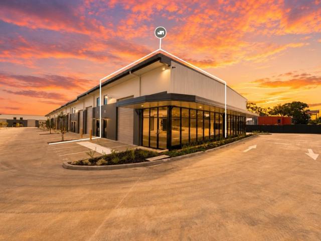 Retail for rent in Toombul, Queensland