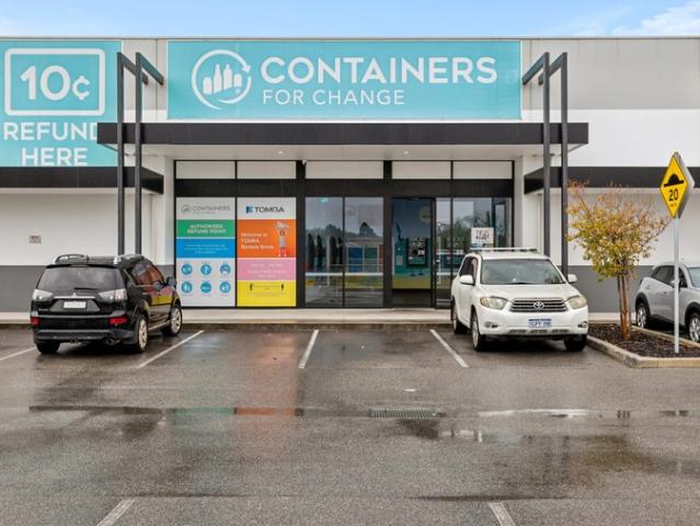 Retail for rent in Banksia Grove, Western Australia