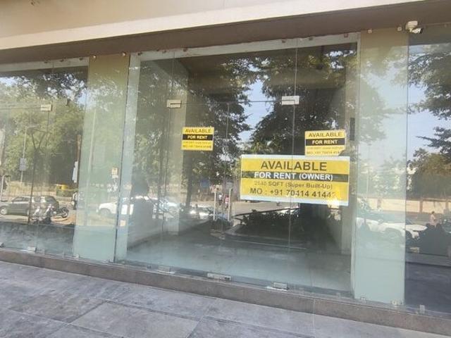 Commercial for rent in Ahmadabad, Gujarat