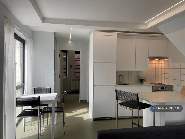 House for rent in Finsbury, Greater London
