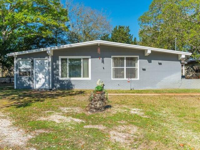 House for sale in Mary Esther, Florida