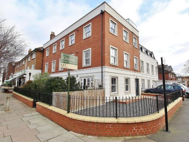 House for rent in London Borough of Hounslow, Greater London