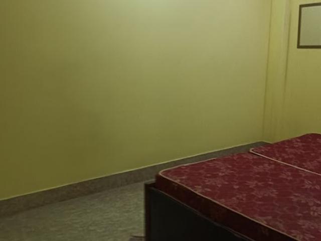 Property for rent in Deri