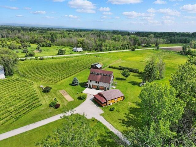 House for sale in Isle La Motte, Vermont
