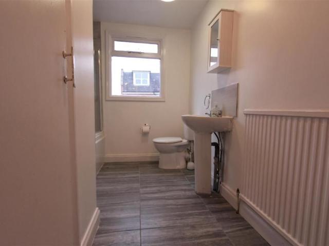 Apartment for rent in Lower Edmonton, Edmonton