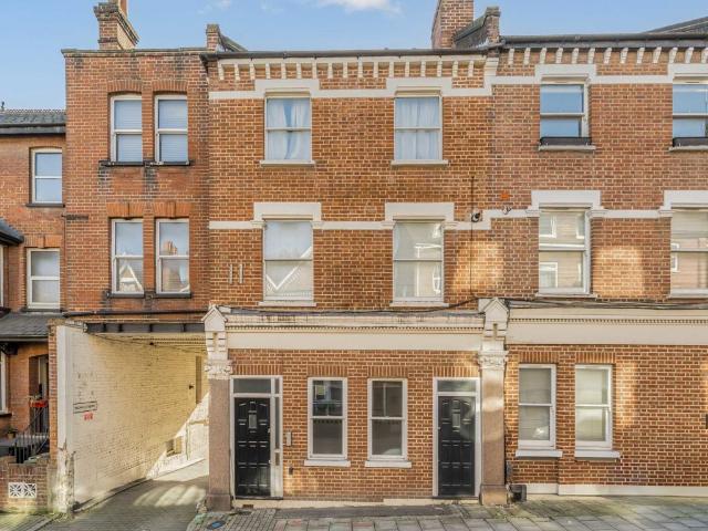 Apartment for rent in Streatham, Greater London