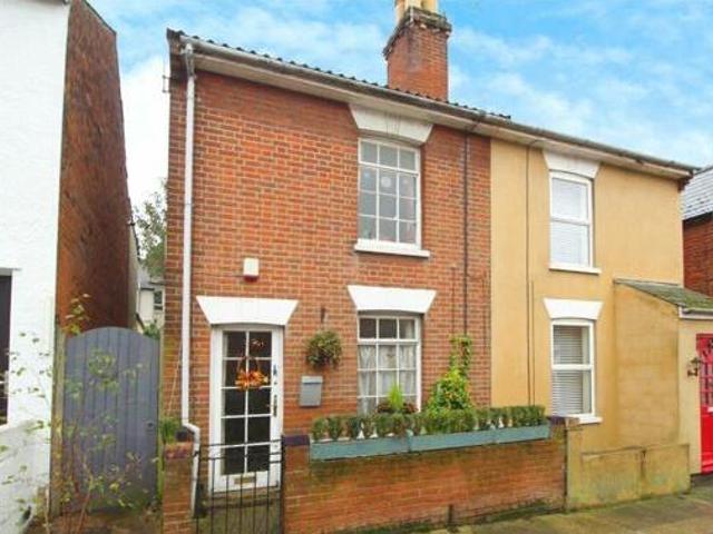House for sale in Hythe, Colchester