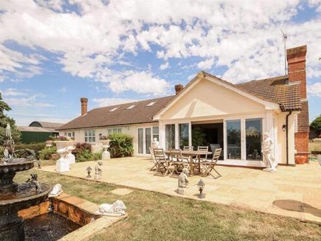 House for sale in Tewkesbury, Gloucestershire