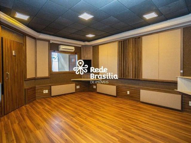 Casa venda em Região Geográfica Imediata do Distrito Federal, Região Integrada de Desenvolvimento do Distrito Federal e Entorno