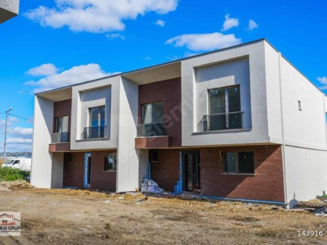 Selimpaşa Mahallesi, Silivri içerisinde satılık Villa