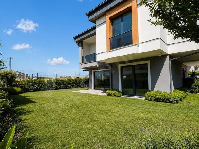 Selimpaşa Mahallesi, Silivri içerisinde satılık Villa