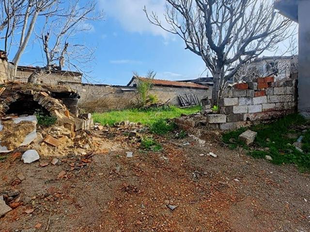 Sinirli, Turgutlu içerisinde satılık Arsa