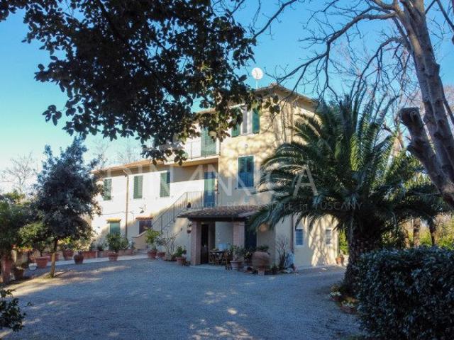 Casa in vendita a Pontedera, Toscana