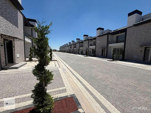 Meram, Konya içerisinde satılık Villa
