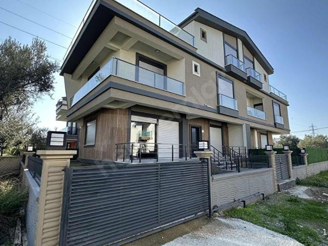 Zeytinli, Edremit içerisinde satılık Villa
