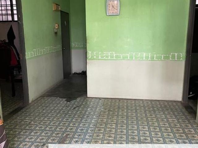 Flat for sale in Taman Putra Perdana, Sepang