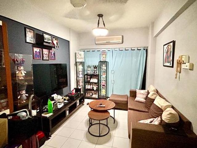 Condominium for sale in Malaka