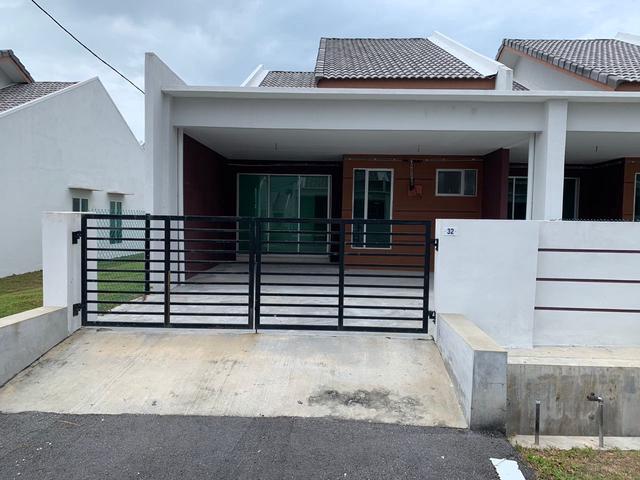 Terraced House for sale in Perak, Tldm Lumut
