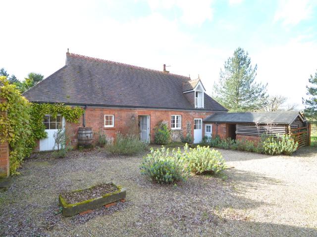 House for rent in Chipping Hill, Essex