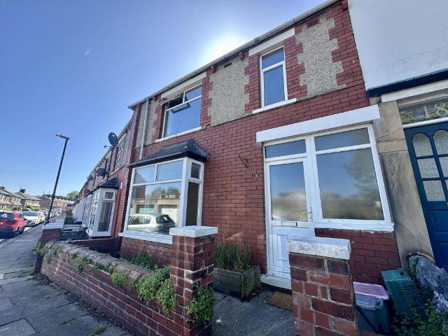 House for rent in Castle and Priory Precinct, Bare