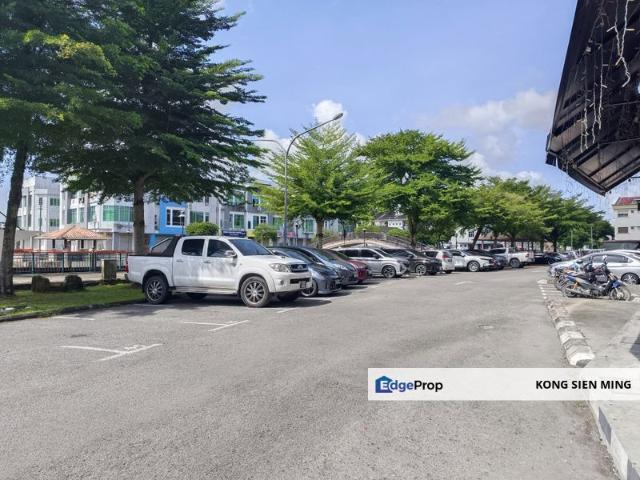 Shop for sale in Sibu Laut