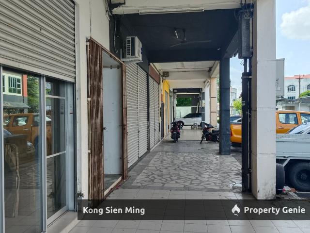 Shop Office for sale in Sibu Laut