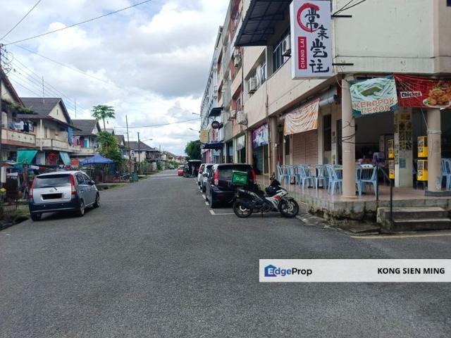 Shop for sale in Sibu Laut