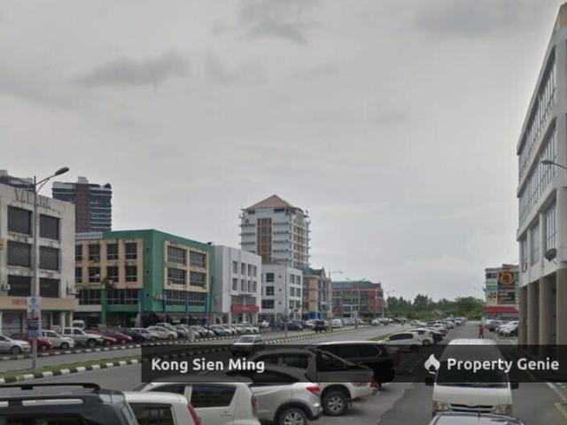 Shop Office for sale in Sibu Laut
