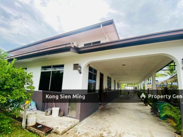 Residential House for sale in Sibu Laut