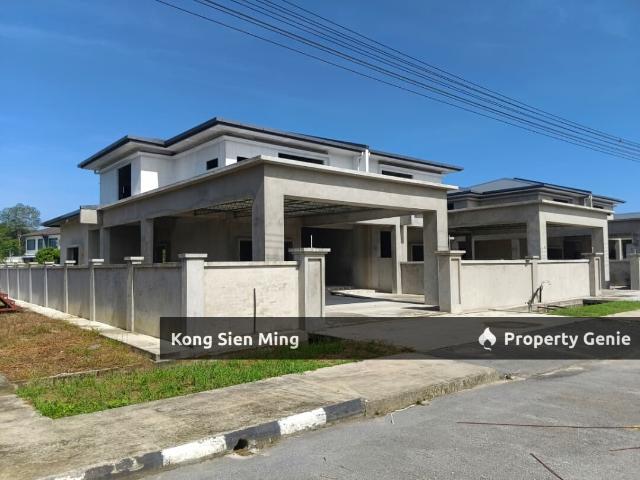 Residential House for sale in Sibu Laut