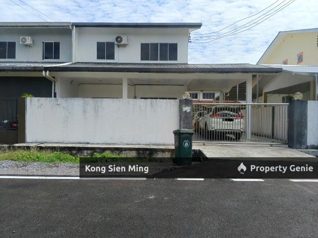 Residential House for sale in Sibu Laut