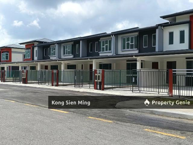 Terraced House for sale