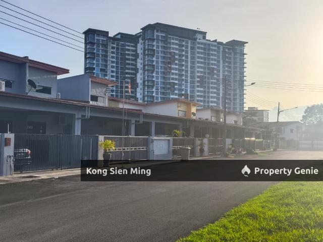 Apartment for sale in Sibu Laut